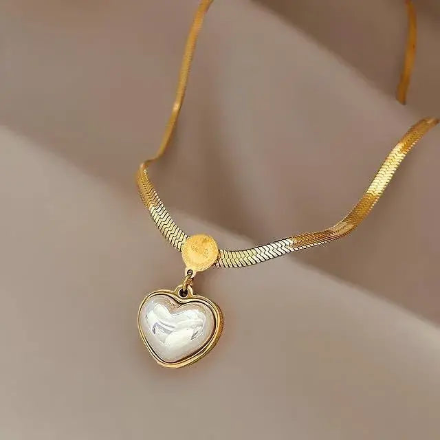 ( Y2k )™ -Collar Perla Corazon: El Toque Perfecto de Elegancia y Amor