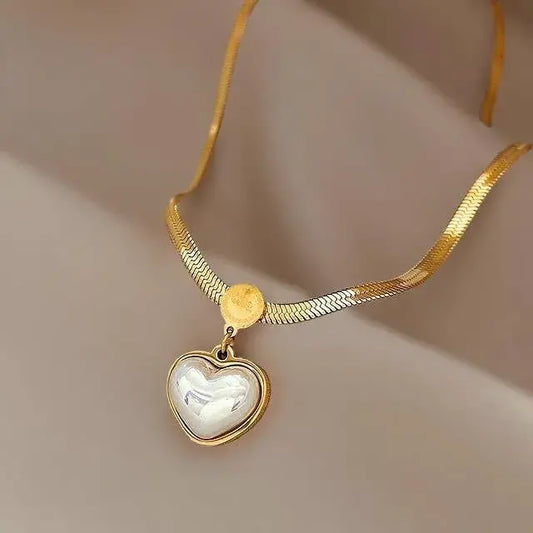 ( Y2k )™ -Collar Perla Corazon: El Toque Perfecto de Elegancia y Amor